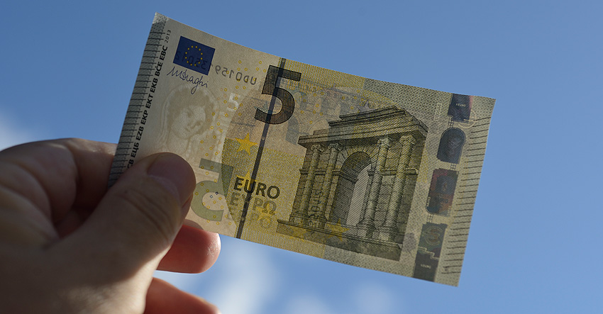 Cómo saber si un billete es falso, según el Banco de España